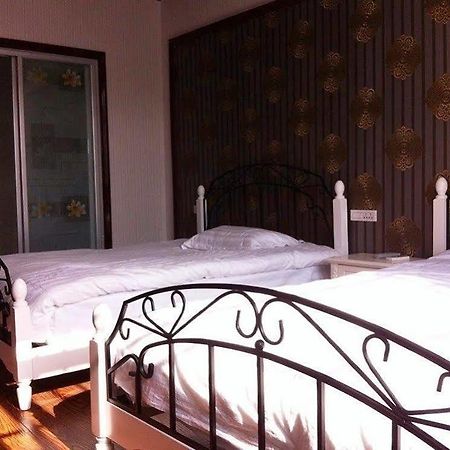 Wuzhen Renjia Ganjie Hotel Tongxiang Buitenkant foto